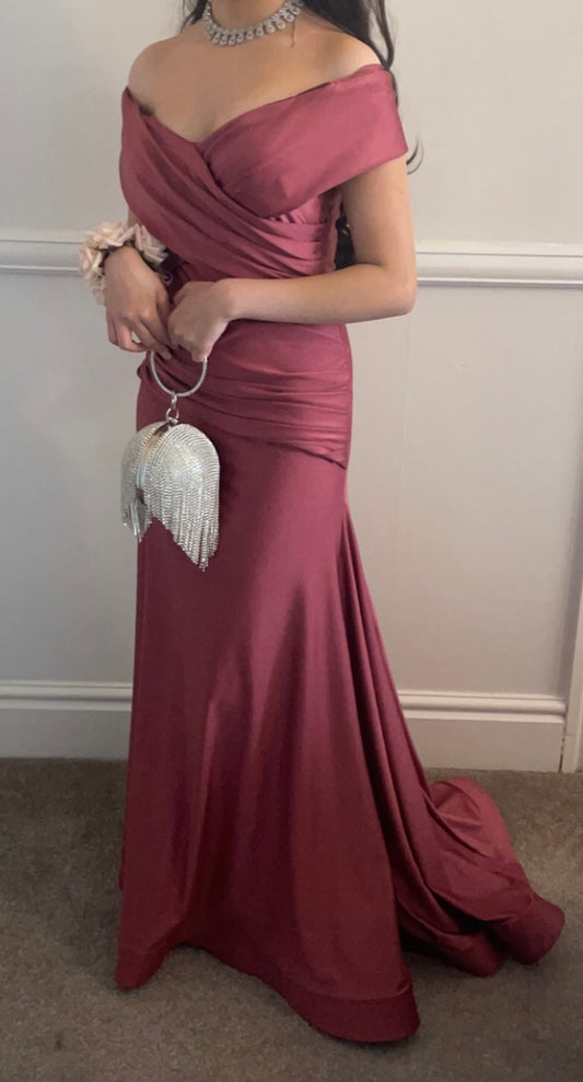Preloved stunning Off-the-Shoulder Ruched Satin Gown - Size 8