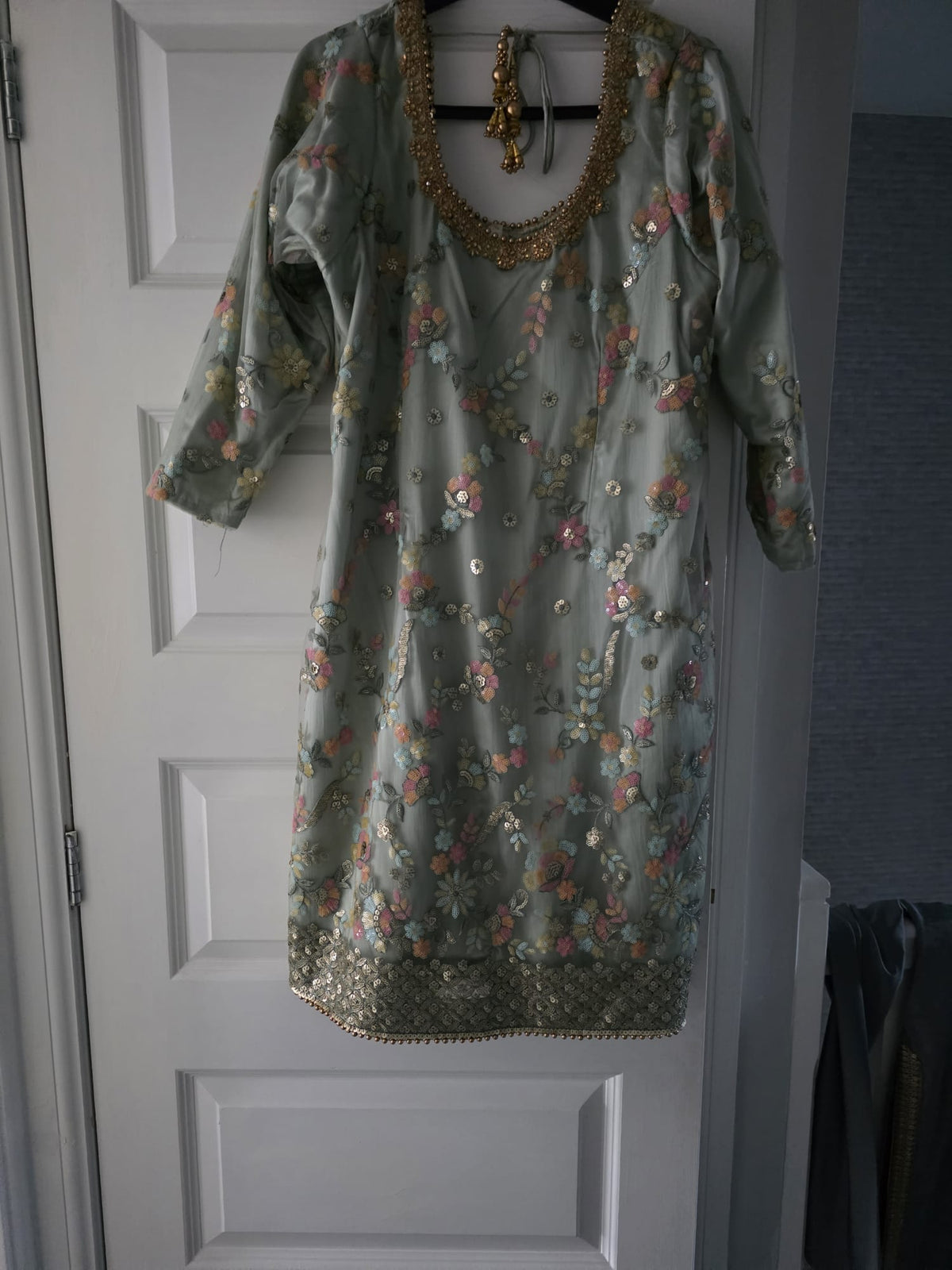 Preloved Punjabi Suit
