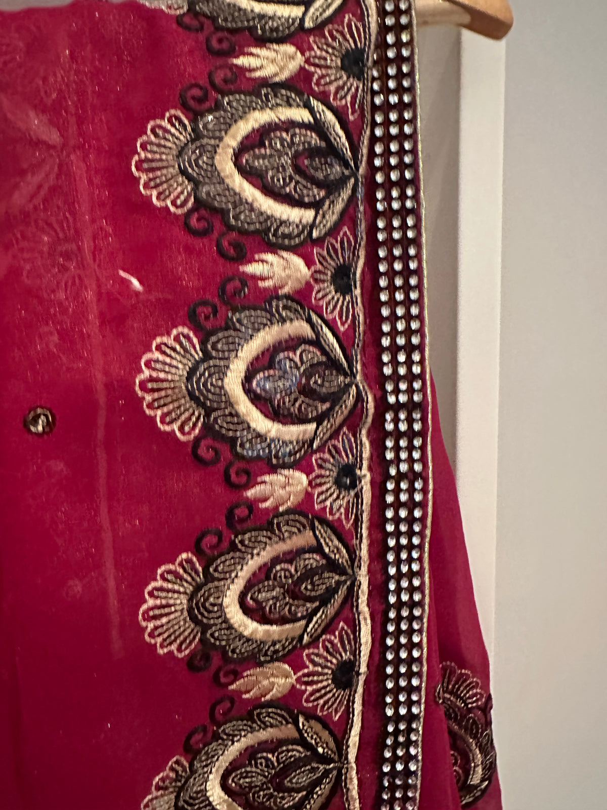 Brand new unstitched sari
