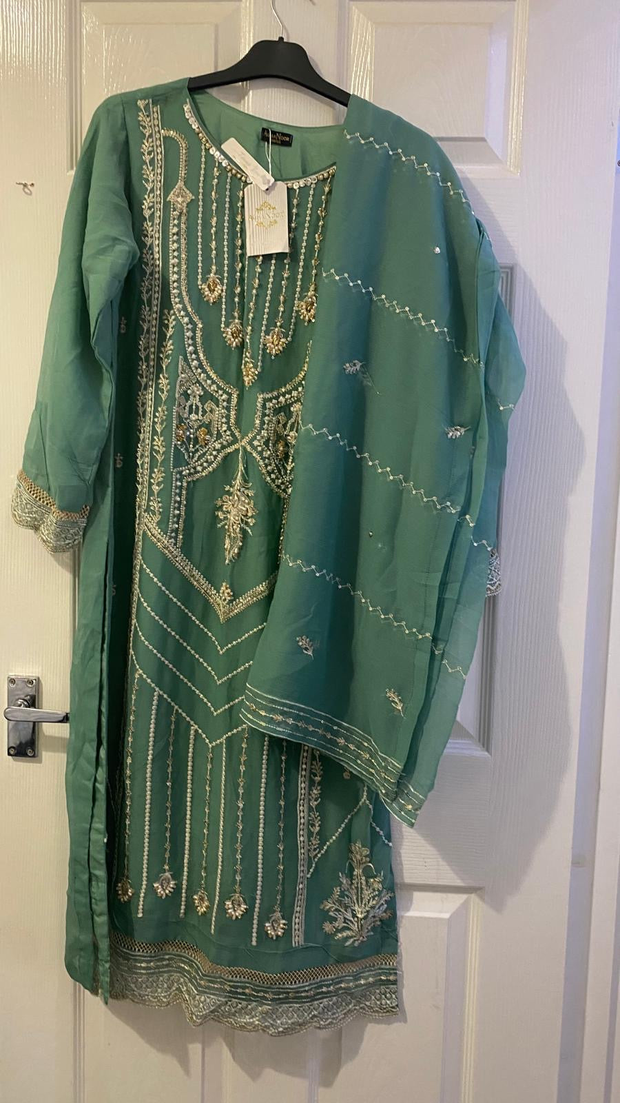 New unworn Indian suit for sale - 3 piece