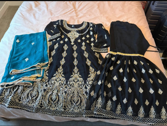 Party outfit (3 piece)