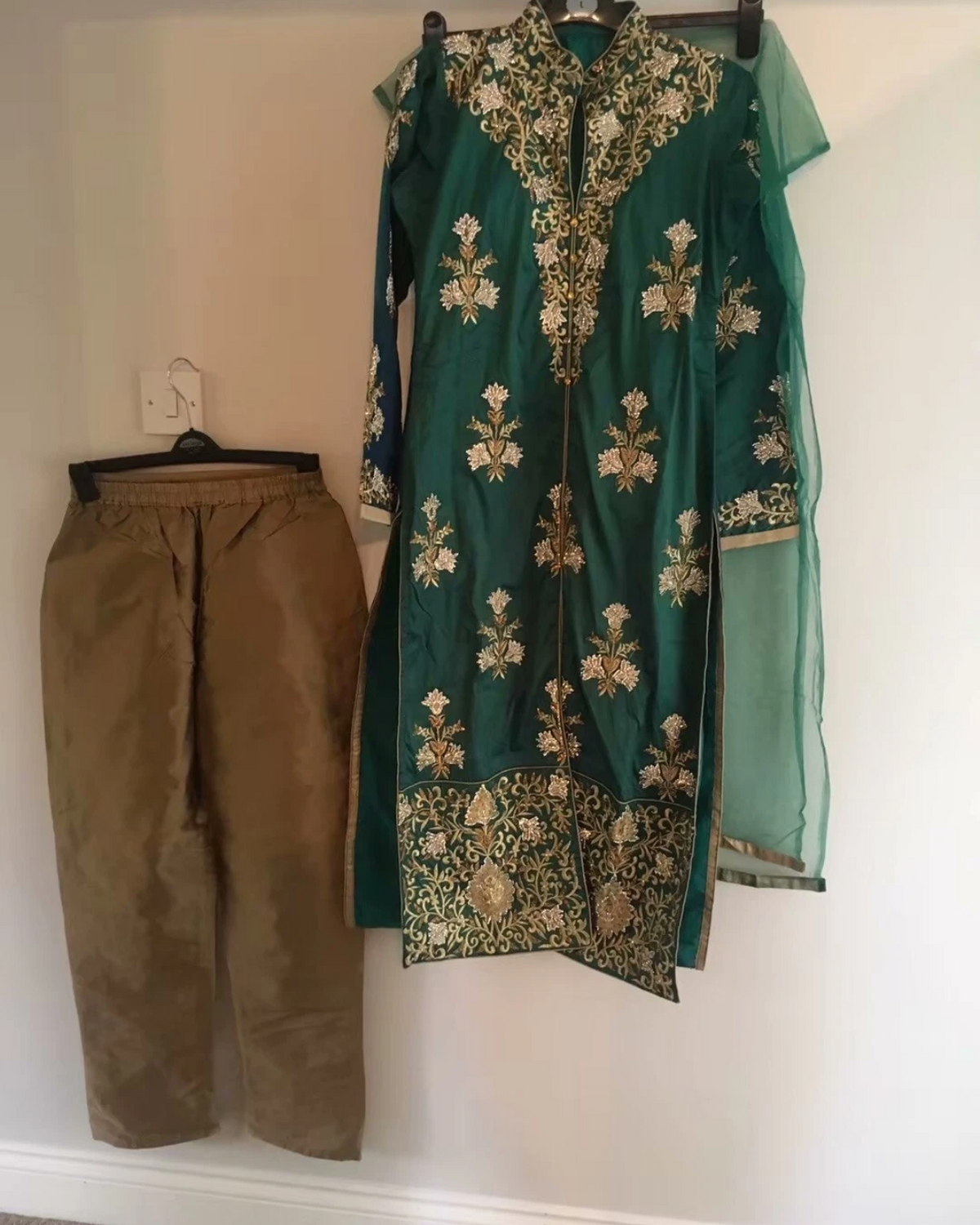 Women’s long kameez trouser suit size 8/10