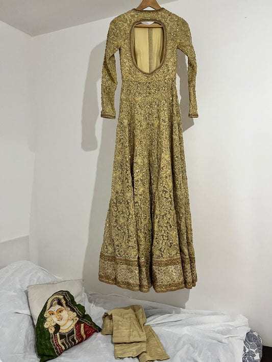 Gold long dress with skirt