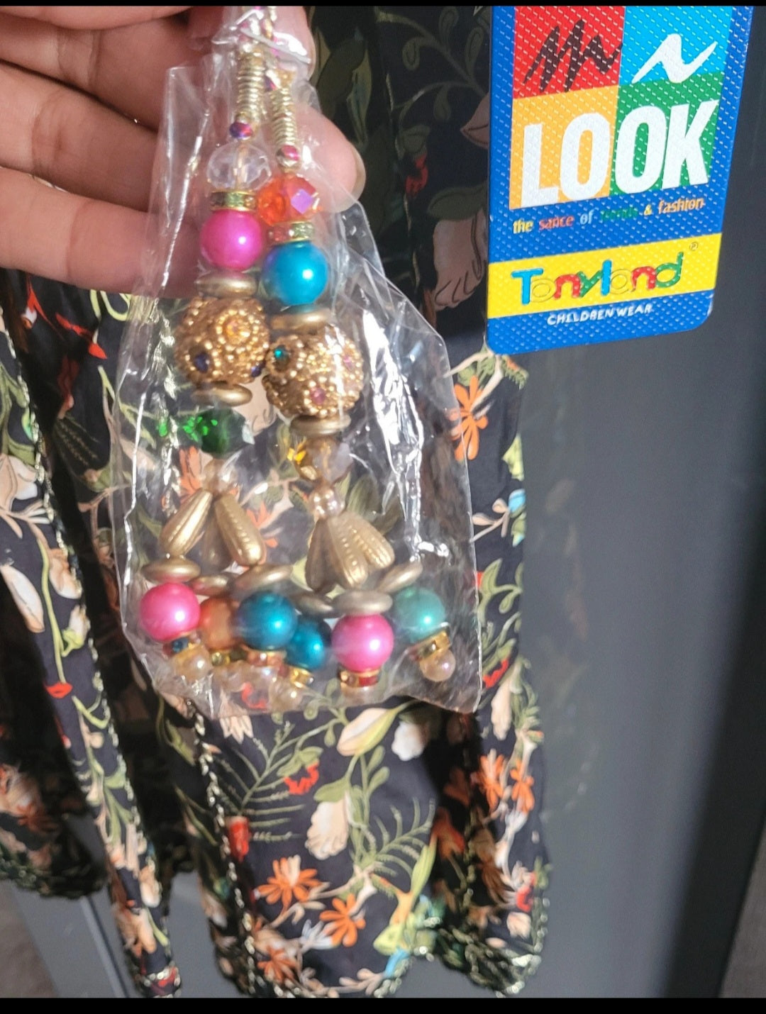 Beautiful girls Indian Pakistani suit age 10