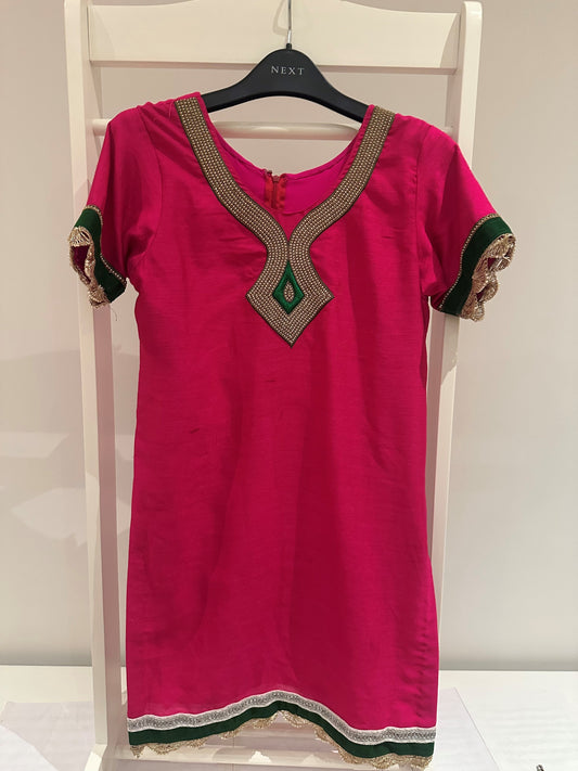 Preloved Indian Girls Magenta Suit Age 10-11
