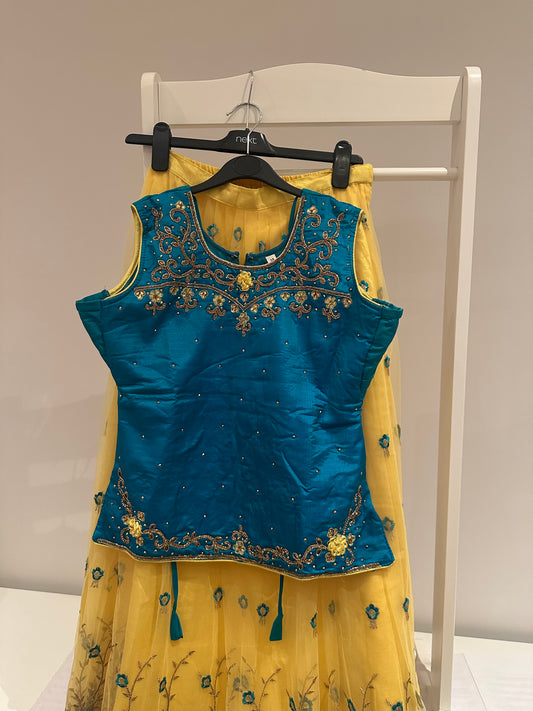 Preloved Indian Girls turquoise and yellow lehenga Age 9-10
