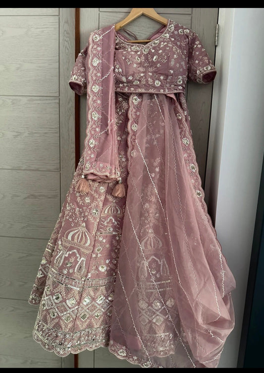Preloved Asopalav Lehenga Set in Dusty Rose/Blush Pink
