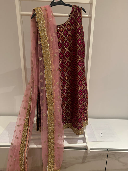 Preloved Indian burgundy and peach silk contrast suit for jaggo party