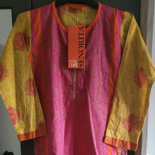 Beautiful lawn kurta size xs Senorita