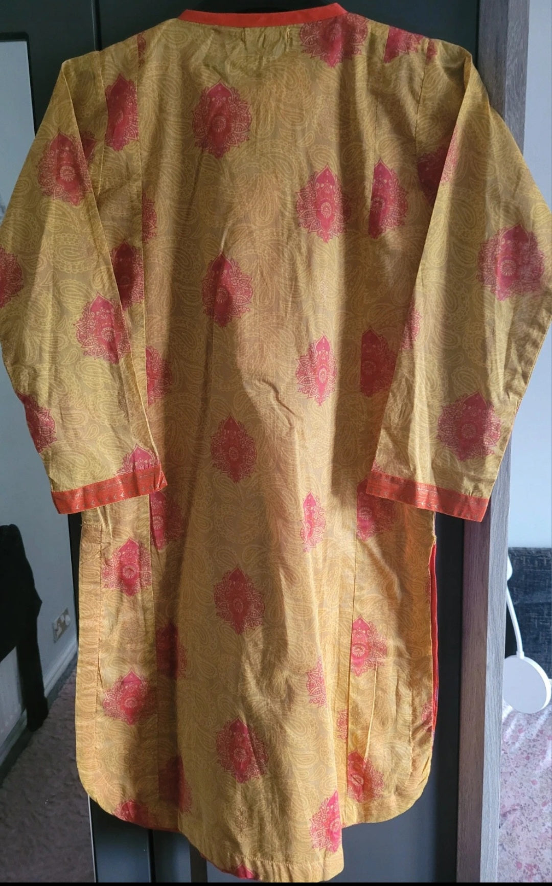 Beautiful lawn kurta size xs Senorita