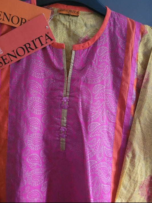 Beautiful lawn kurta size xs Senorita