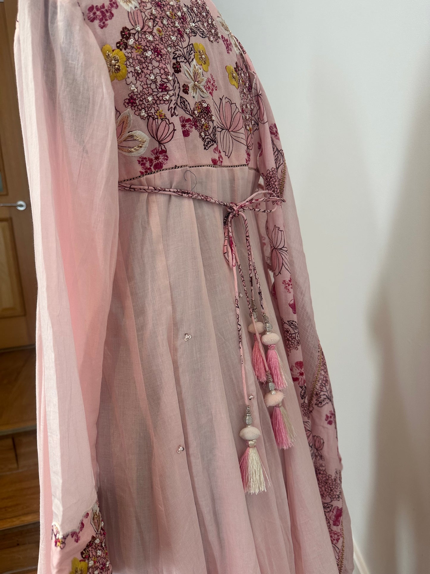 Ajiesh Oberoi Pink Kota Doria, Mulmul Round Embroidered Kurta And Dhoti Pant Set