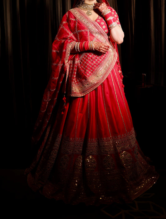 Latest Designer Wedding Silk Lehanga, as good as new