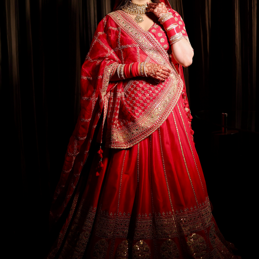 Latest Designer Wedding Silk Lehanga, as good as new