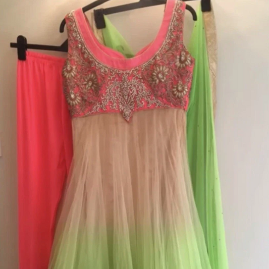 Dress pink/green size 8/10 worn