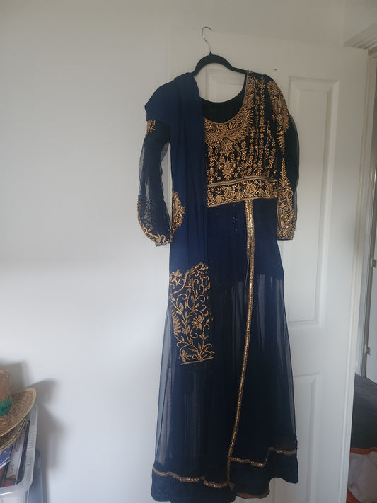 Beautiful frock with detail pujami