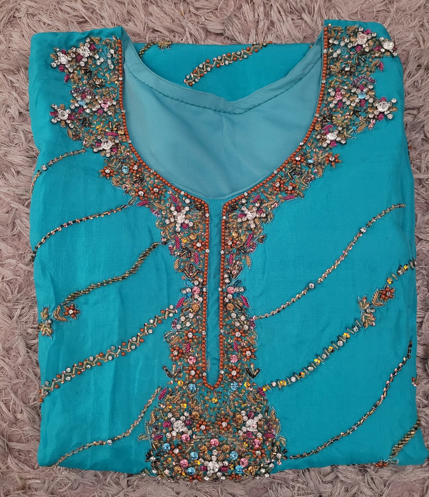 Beautiful turquoise Indian Pakistani embroidered shalwar kameez 3 piece suit