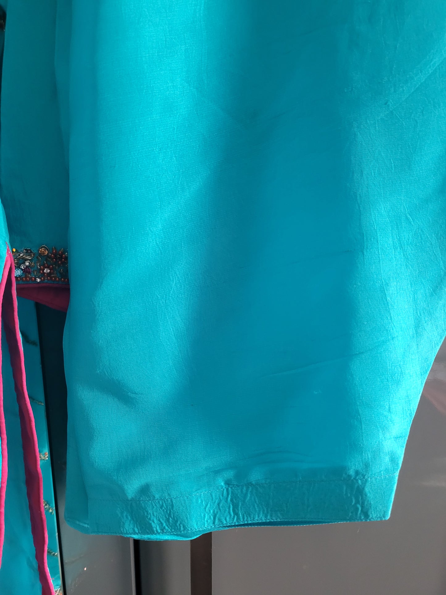 Beautiful turquoise Indian Pakistani embroidered shalwar kameez 3 piece suit