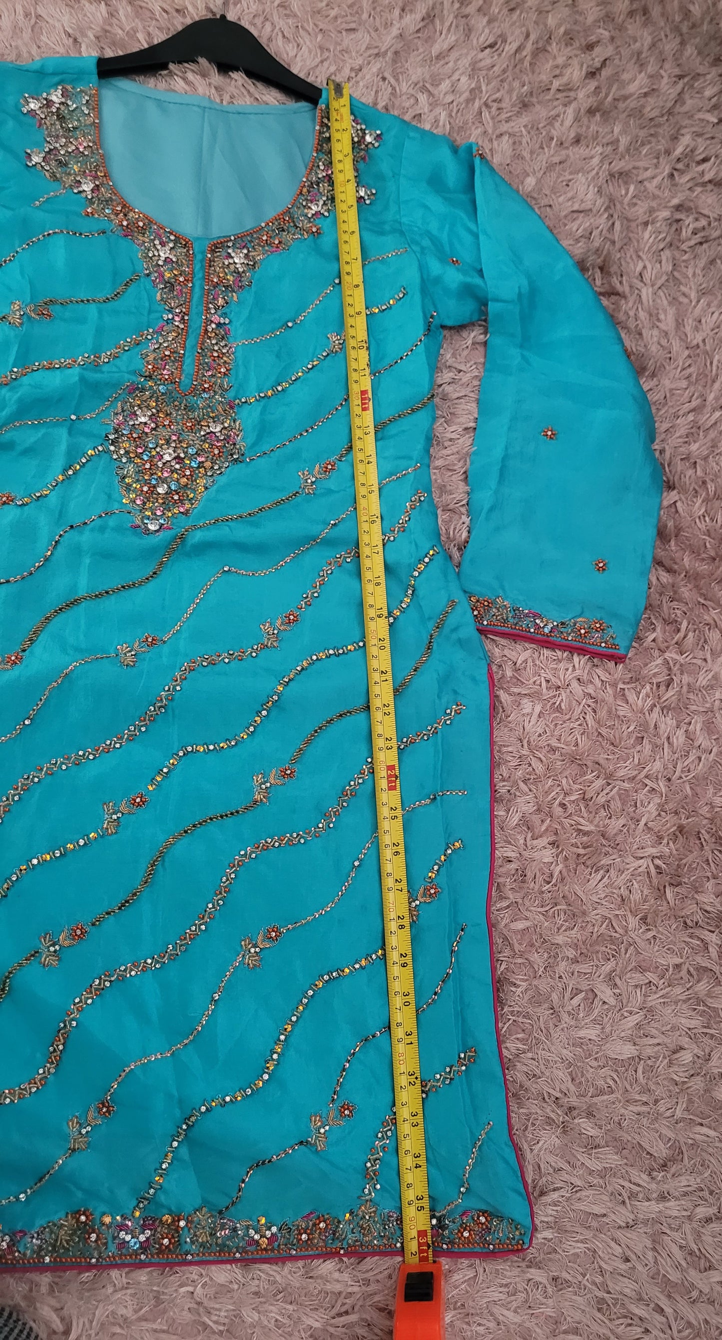 Beautiful turquoise Indian Pakistani embroidered shalwar kameez 3 piece suit