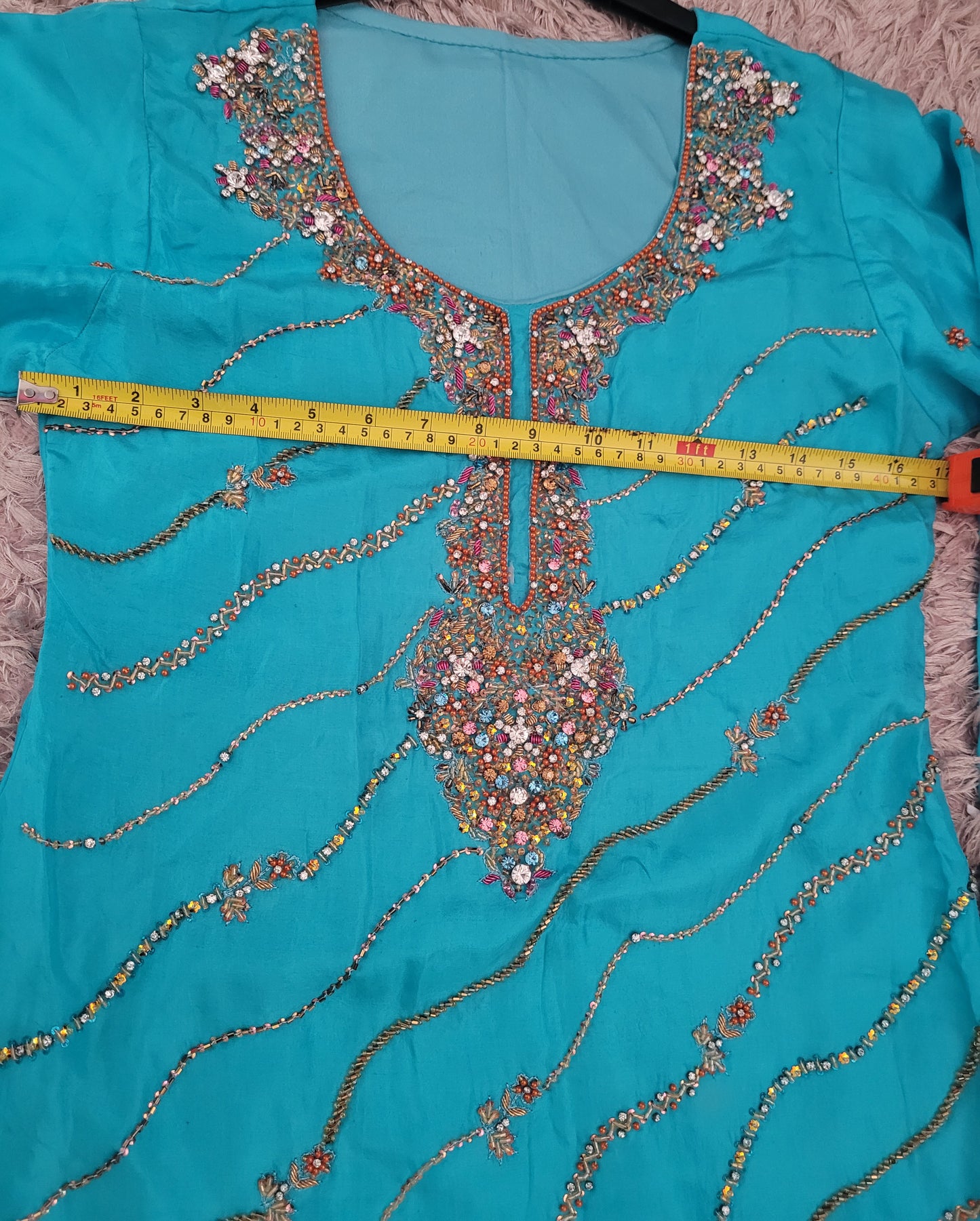 Beautiful turquoise Indian Pakistani embroidered shalwar kameez 3 piece suit