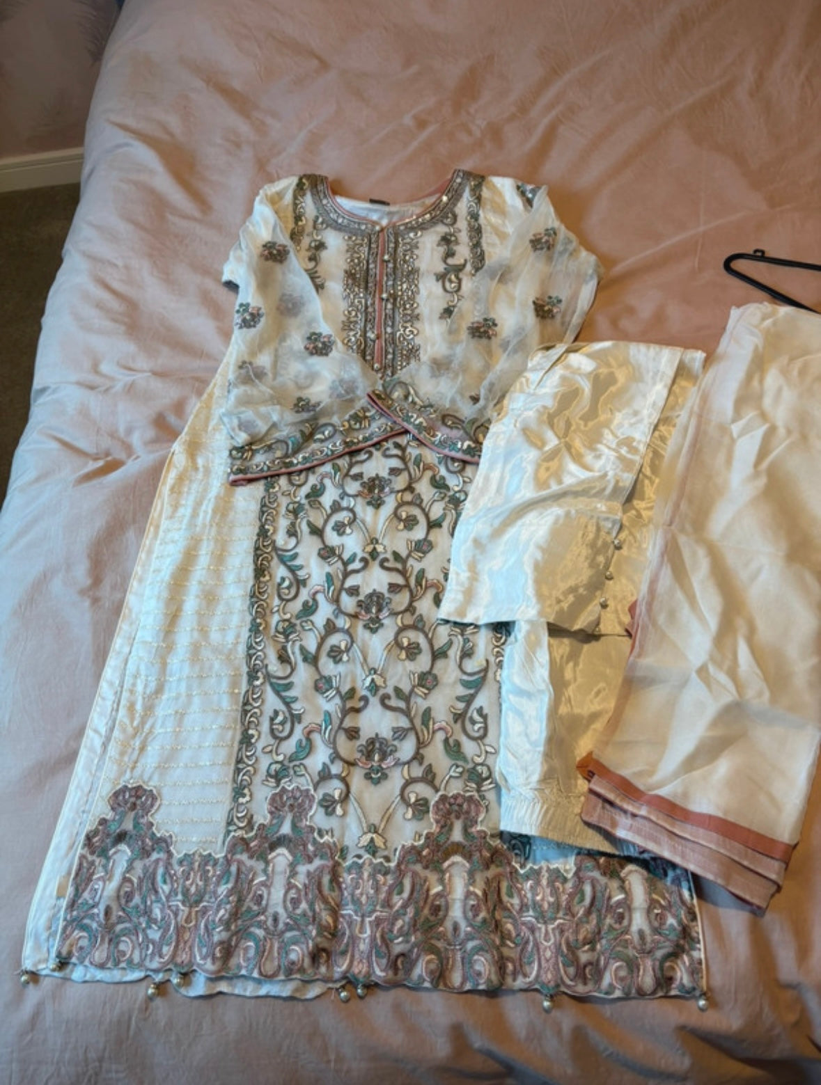 Party outfit (3 piece)