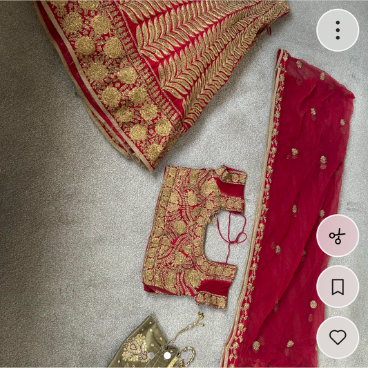 Lengha with Matching Jewellery