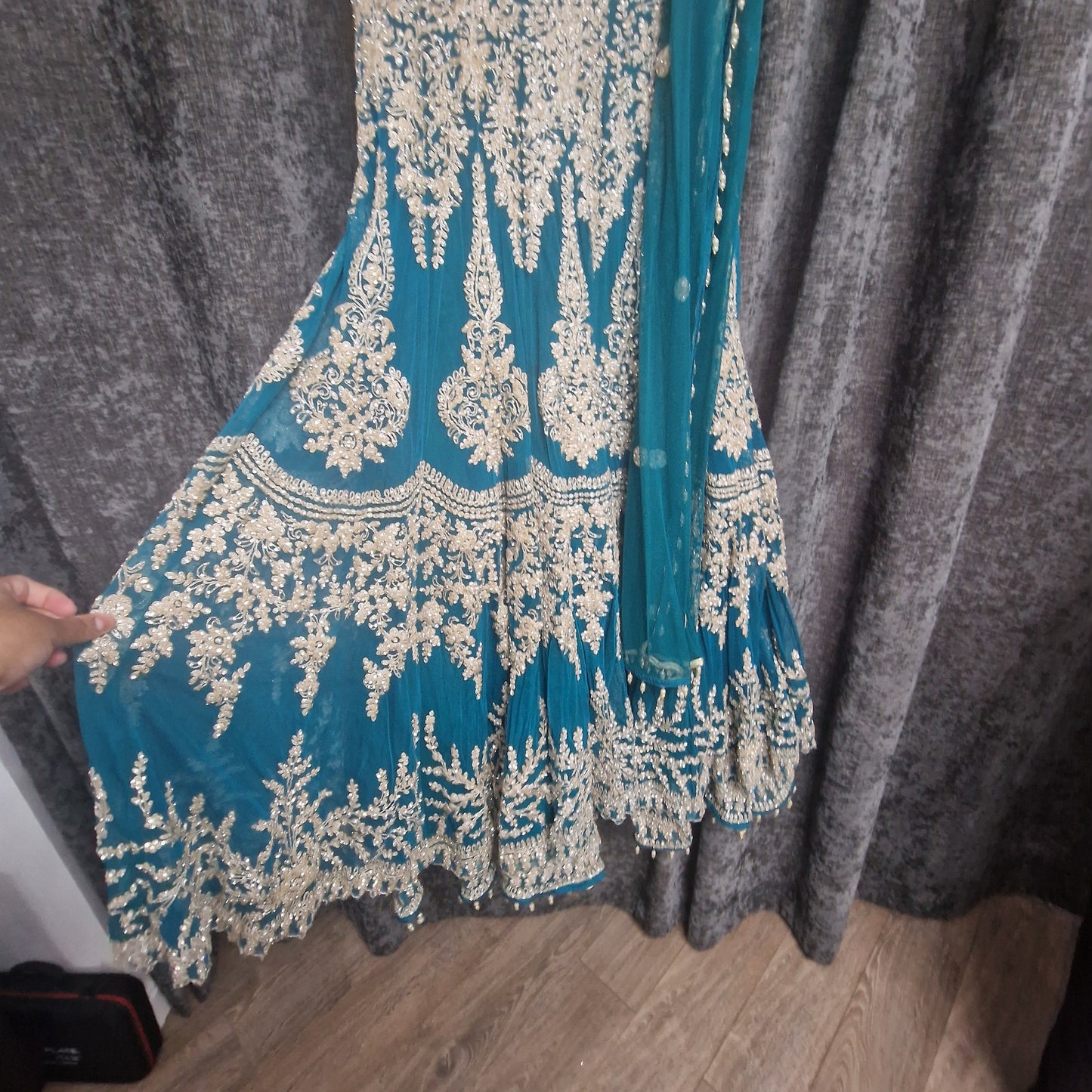 Ladies Anarkali turquoise size 40