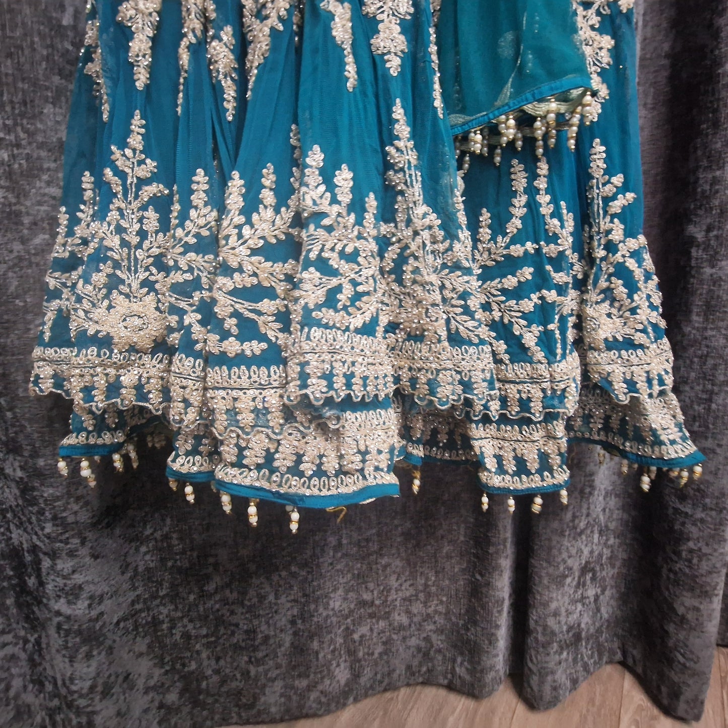 Ladies Anarkali turquoise size 40