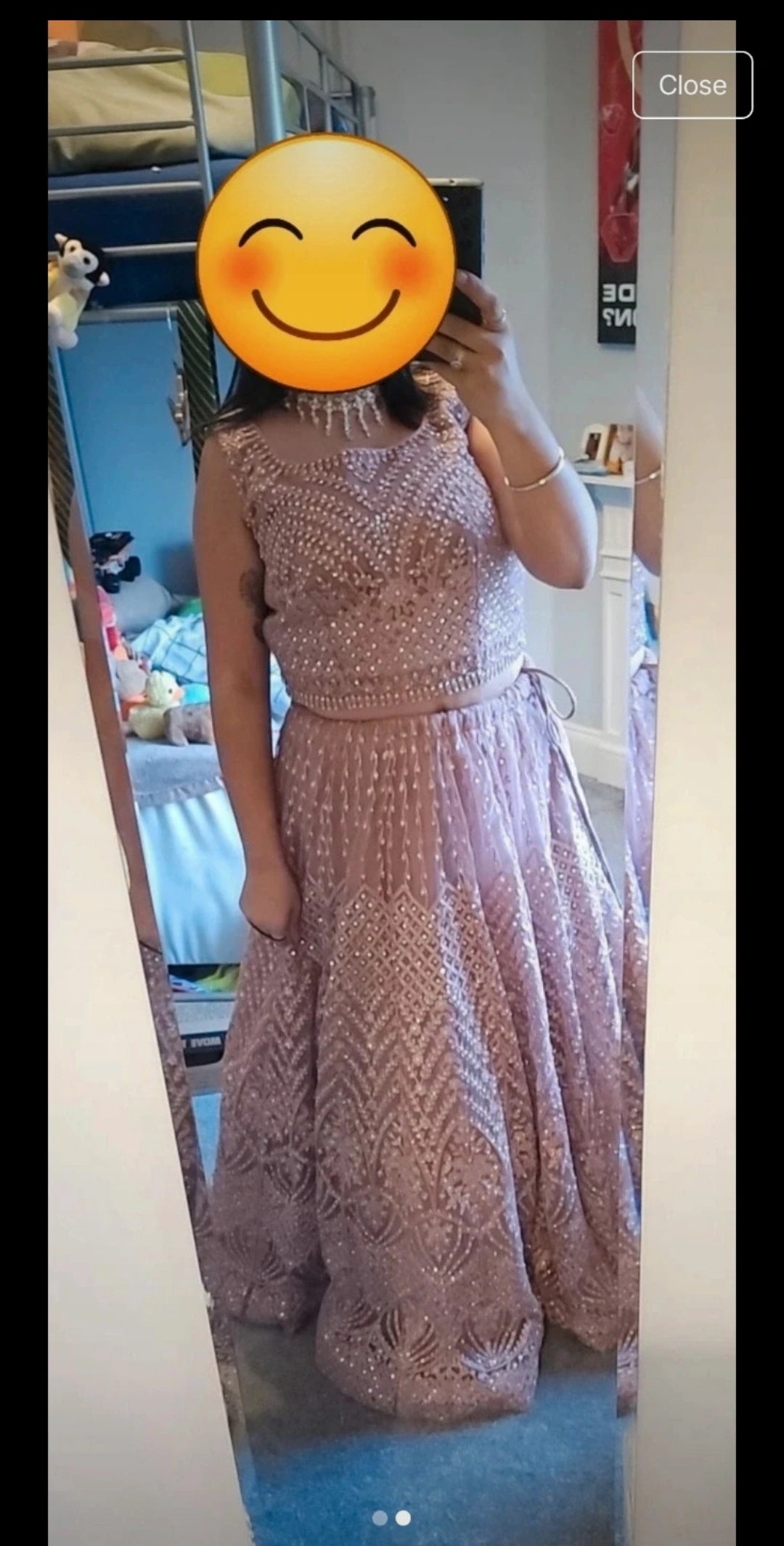 Soft pink leanga with silver detail