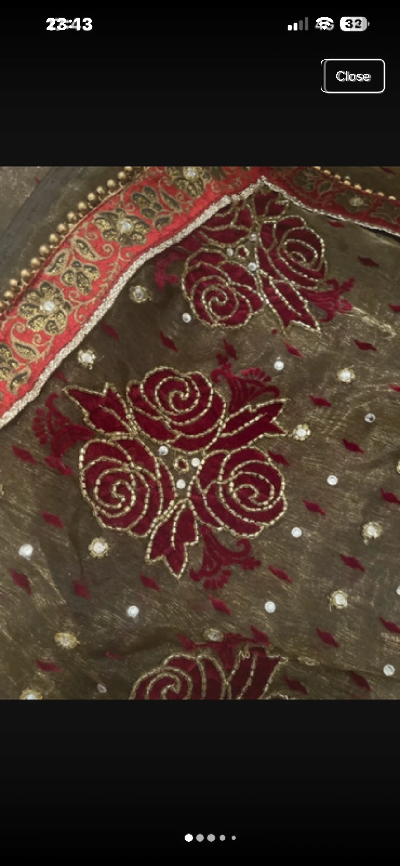 Brown & burgundy sari tissue