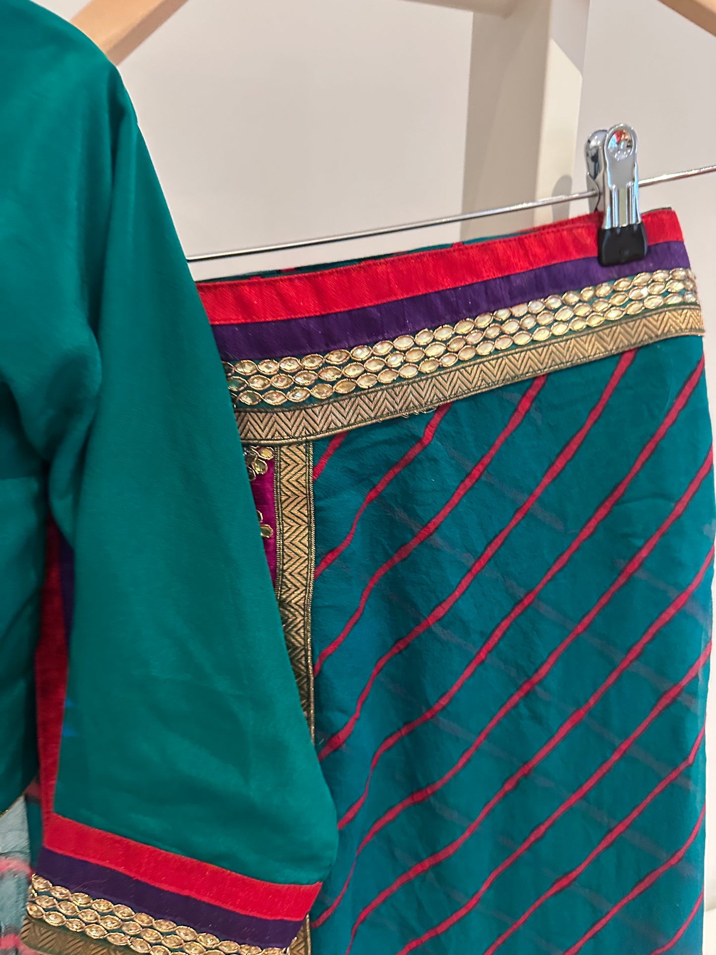 Preloved teal sari