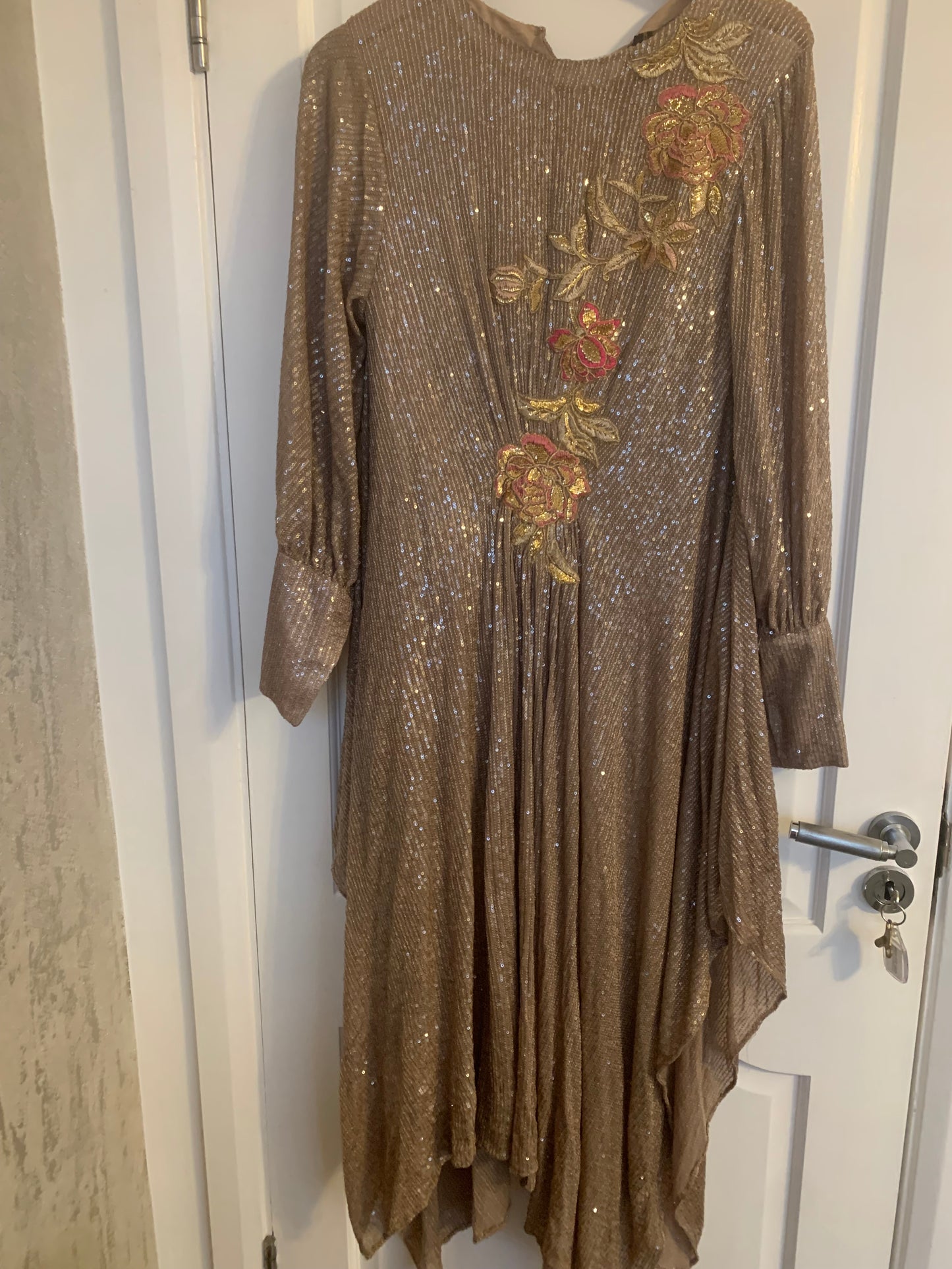 High low design outfit