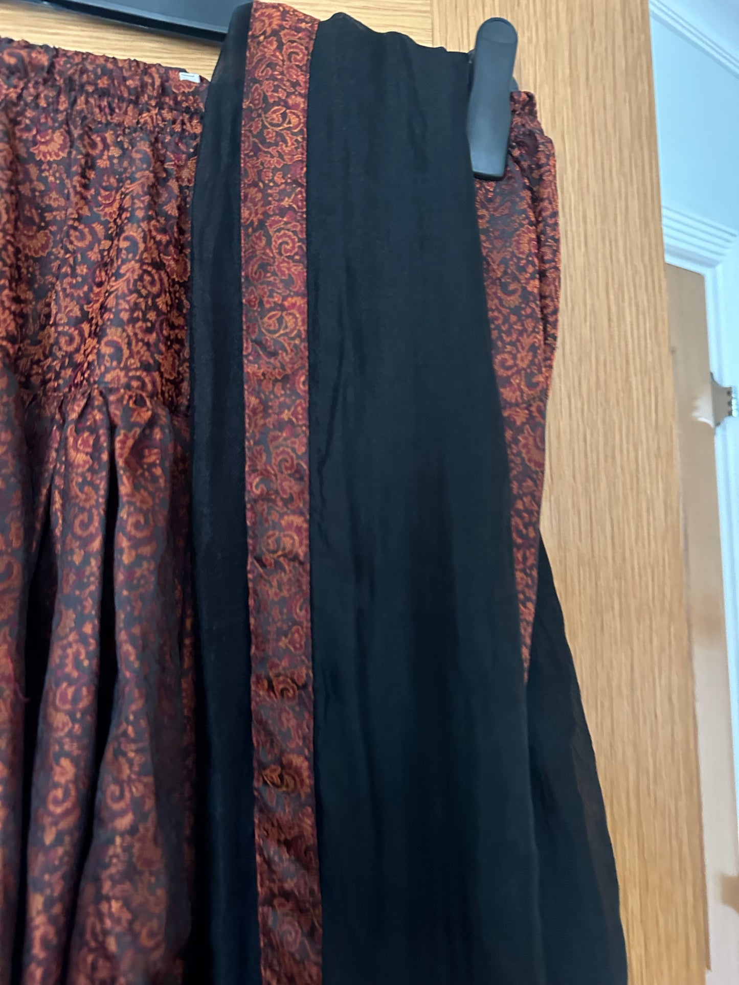 Preloved Black and brown suit