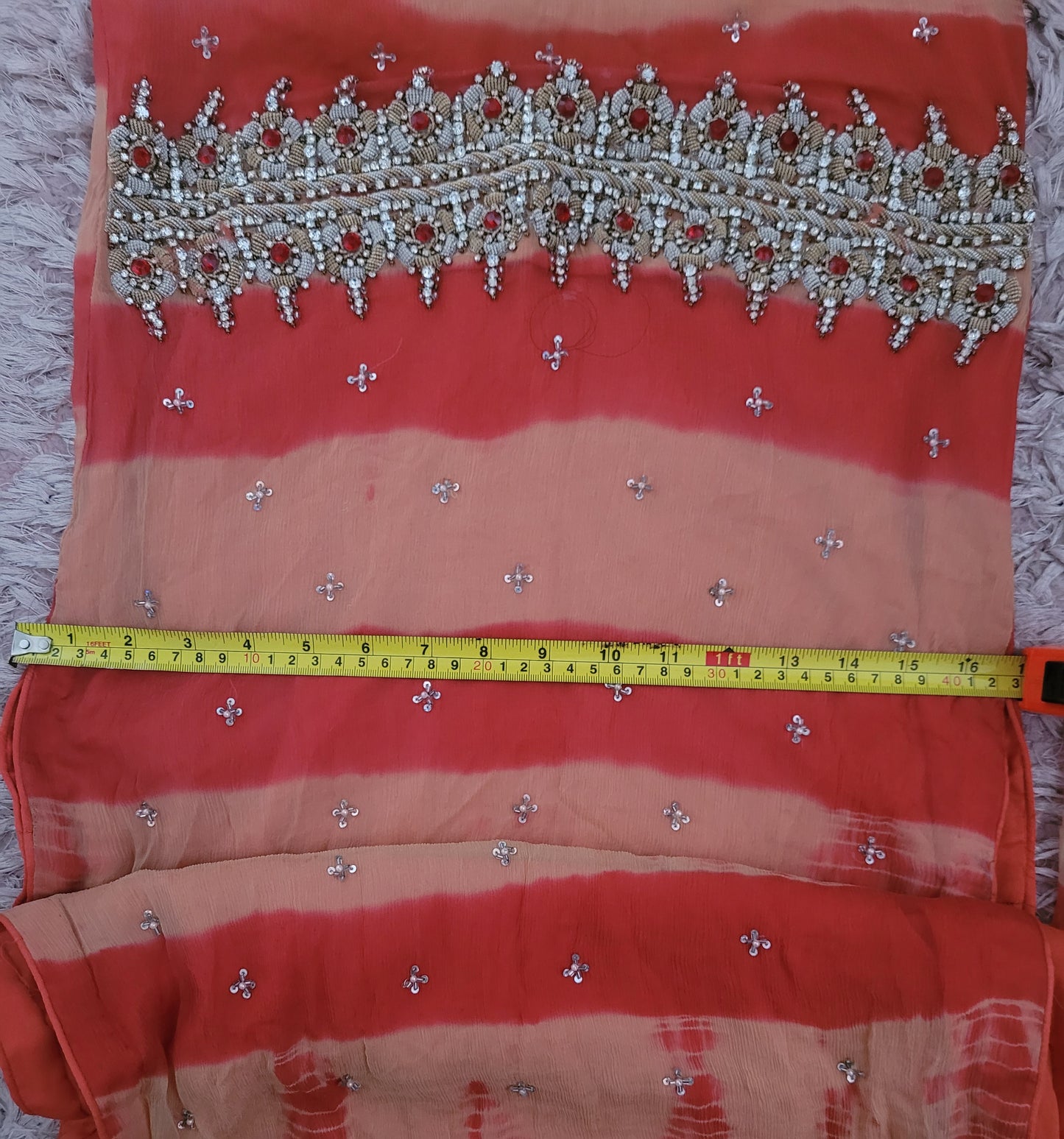 Beautiful heavy embroidered shalwar kameez suit size xs