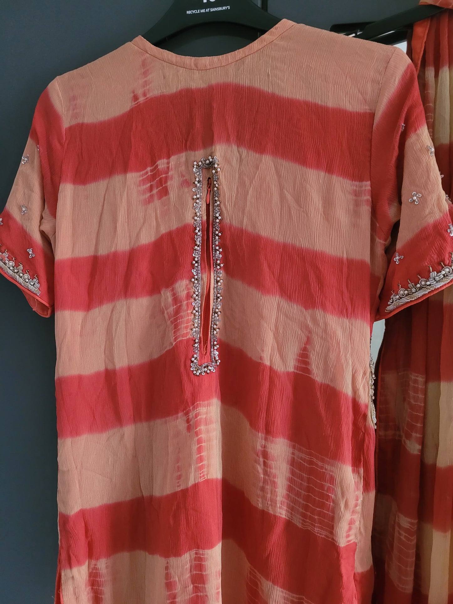 Beautiful heavy embroidered shalwar kameez suit size xs