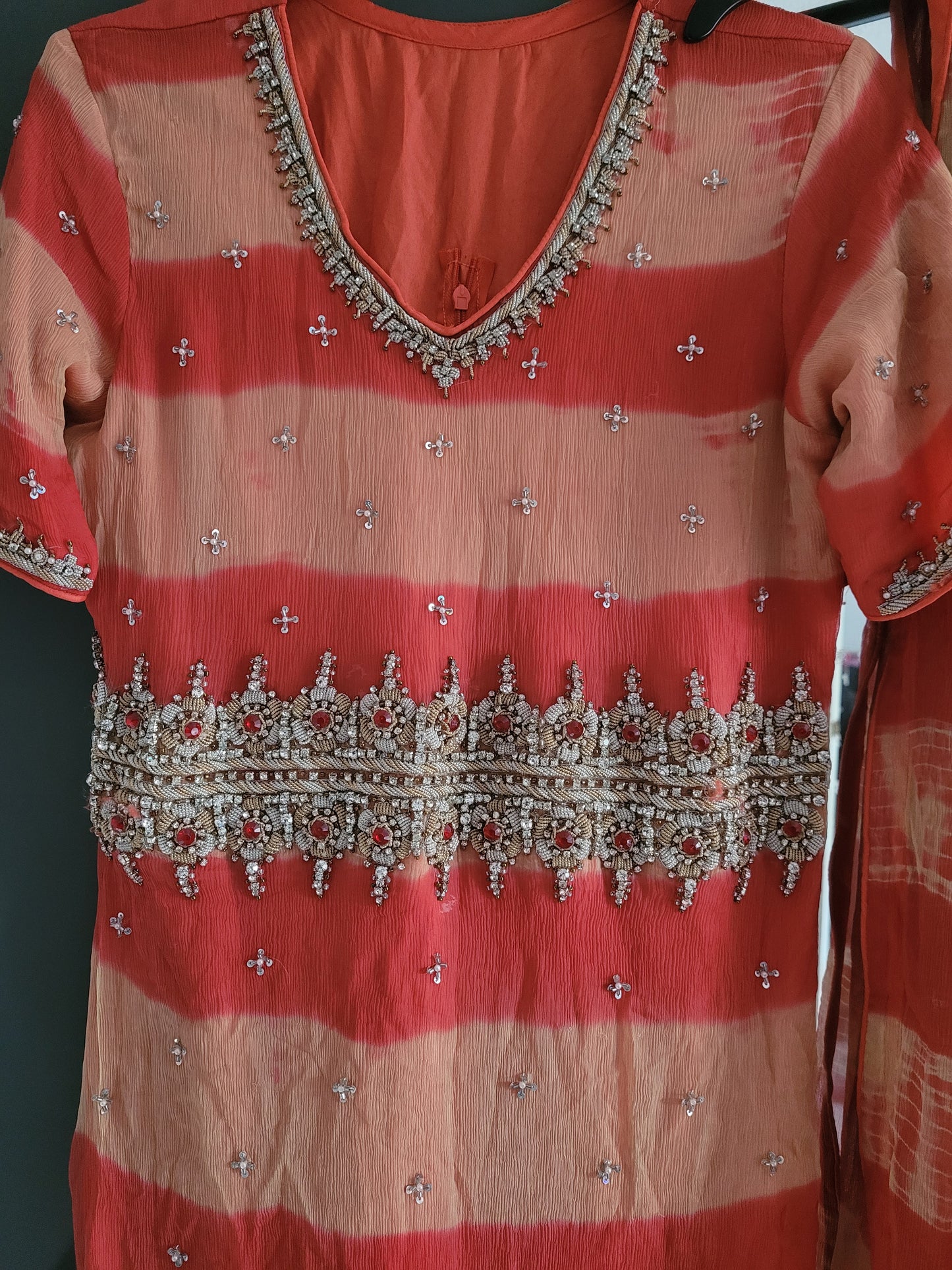 Beautiful heavy embroidered shalwar kameez suit size xs