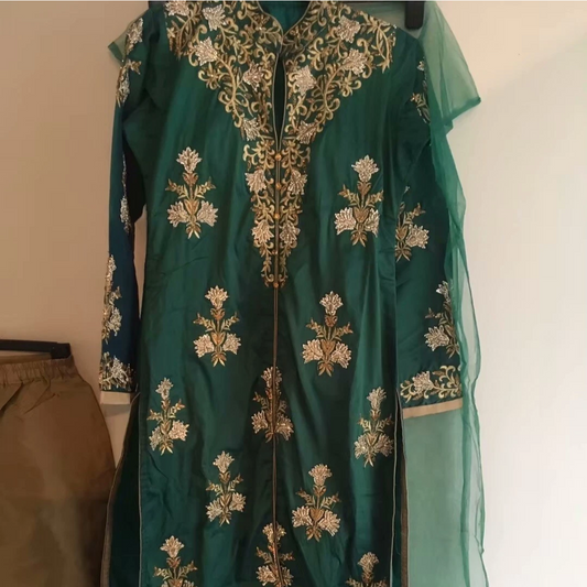 Women’s long kameez trouser suit size 8/10
