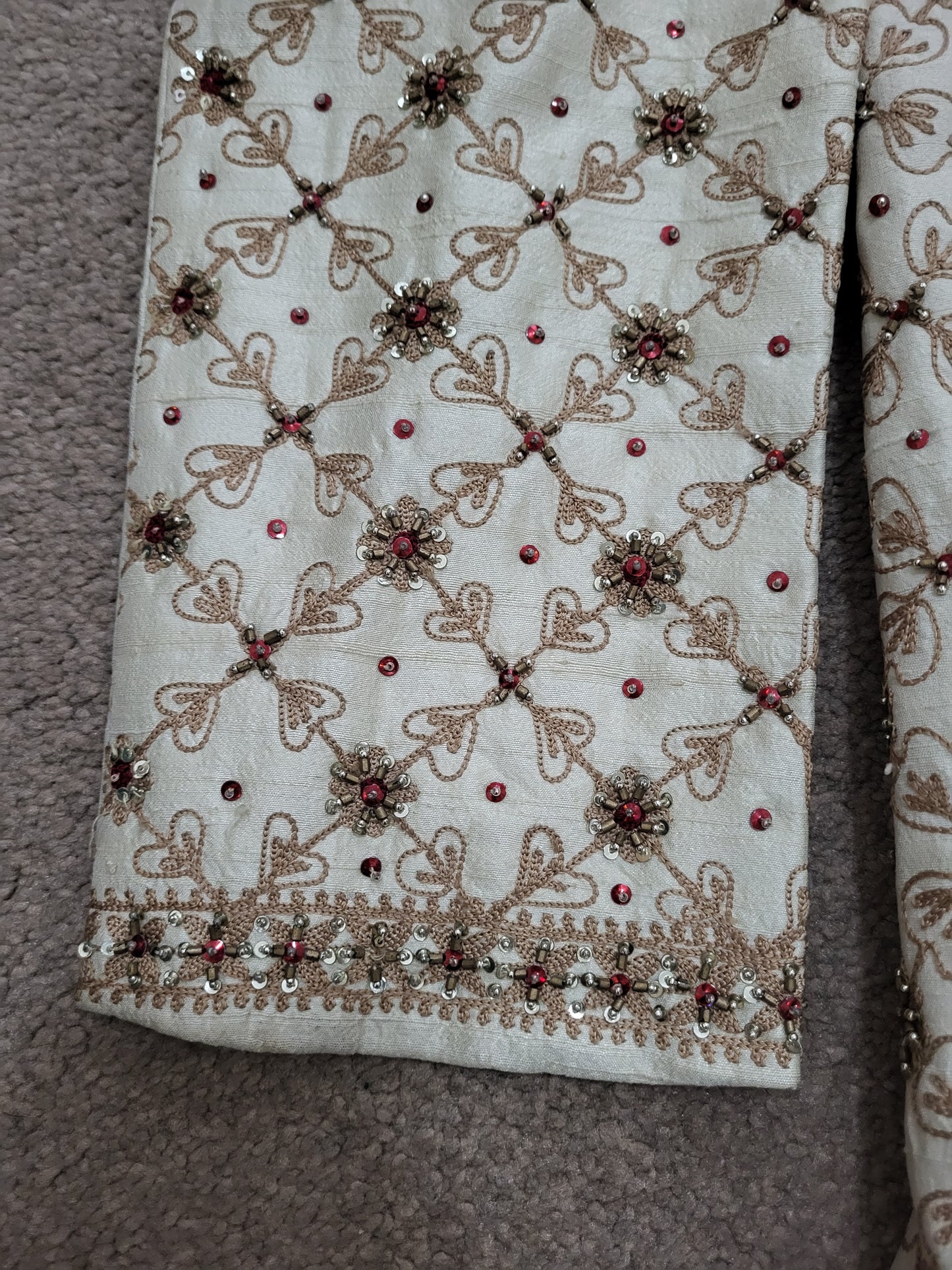 Mens Off White/Cream Embellised and Embroidered Sherwani