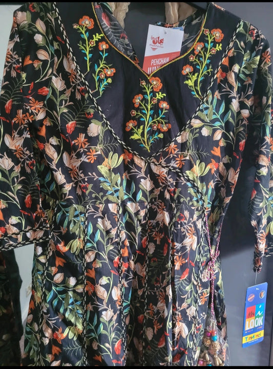 Beautiful girls Indian Pakistani suit age 10