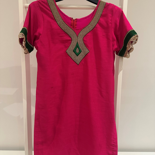 Preloved Indian Girls Magenta Suit Age 10-11
