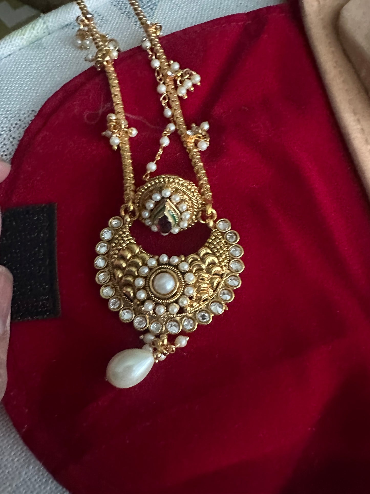 Tikka for Indian brides from The Jewellery Trunk