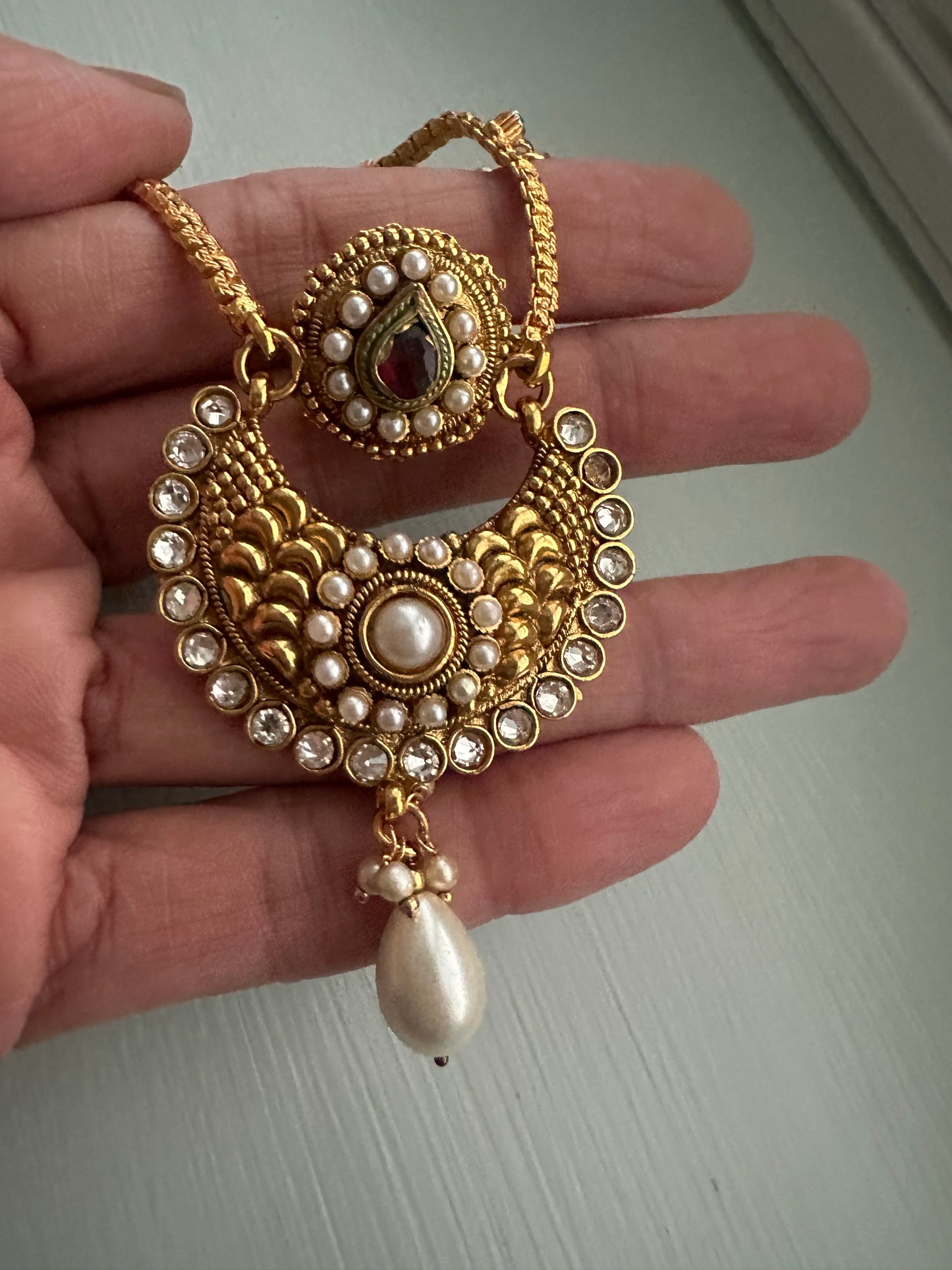 Tikka for Indian brides from The Jewellery Trunk