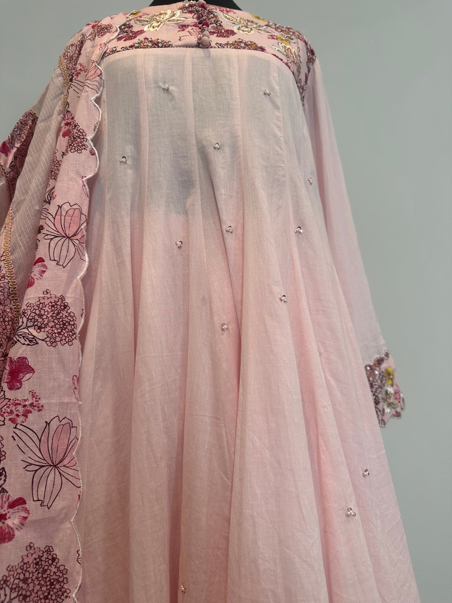 Ajiesh Oberoi Pink Kota Doria, Mulmul Round Embroidered Kurta And Dhoti Pant Set