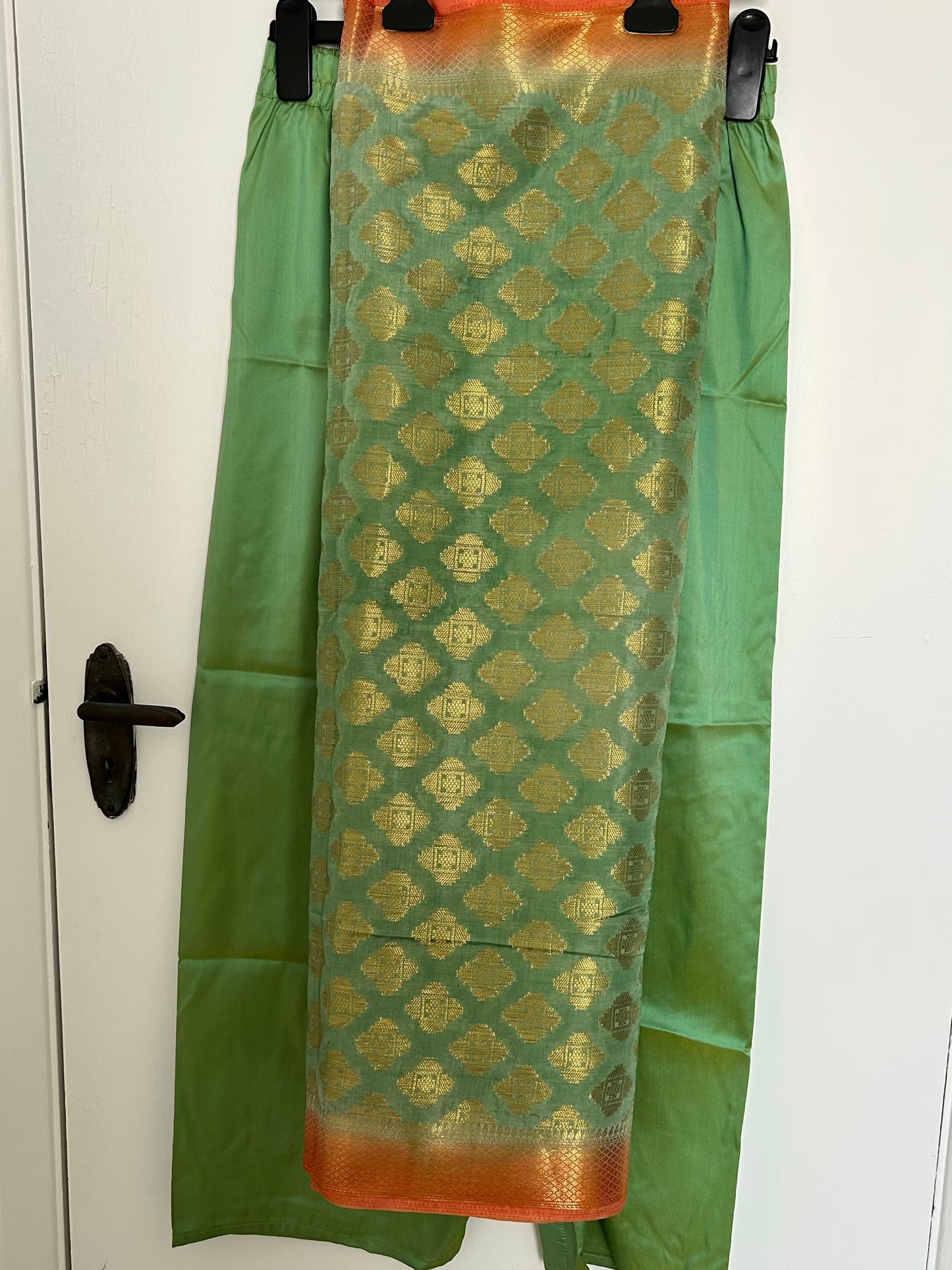 Preloved Indian Trouser Suit with Dupatta - Tailor Made - BRAND NEW