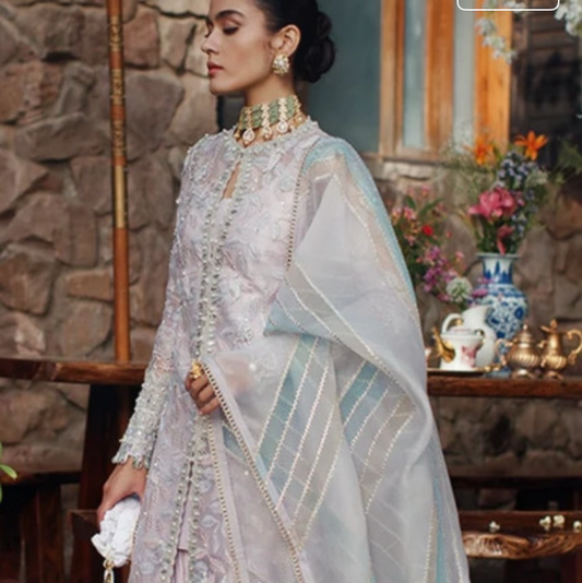 New Saffuse suit for party /wedding size S