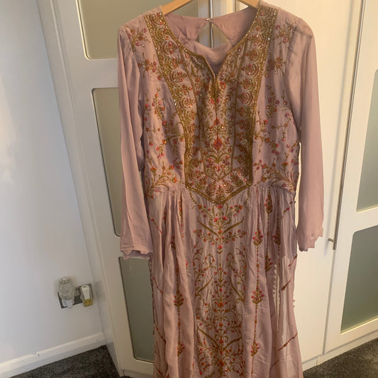 Brand new with out tags pinky purple outfit