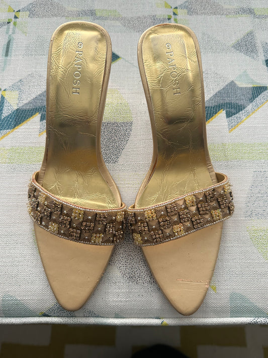 Sandals brand new gold