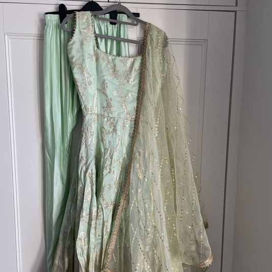 Preloved India Girls Green Pjami Suit