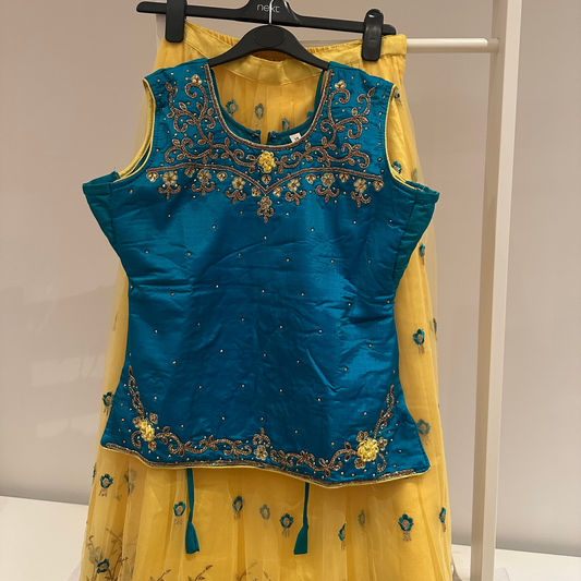 Preloved Indian Girls turquoise and yellow lehenga Age 9-10