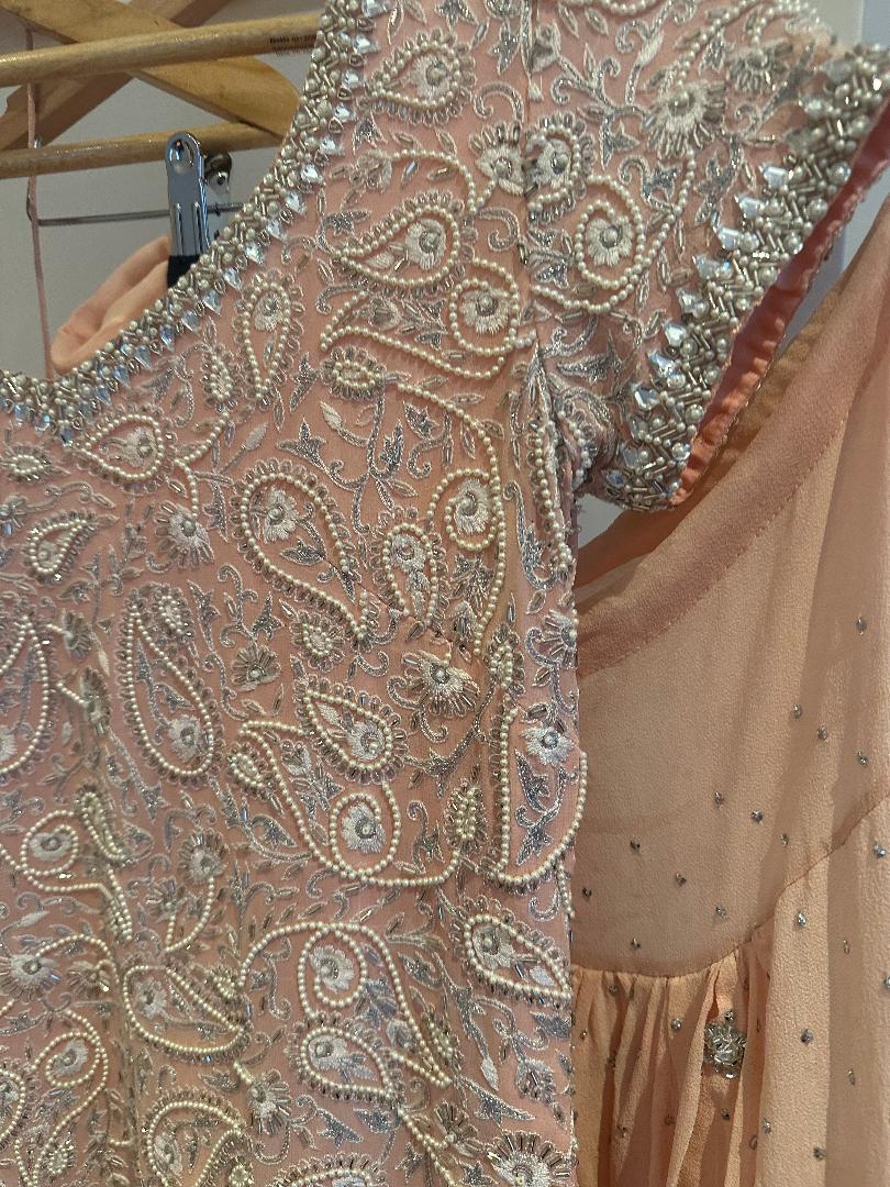 Preloved Rabani & Rakha baby pink kurta suit 3 piece